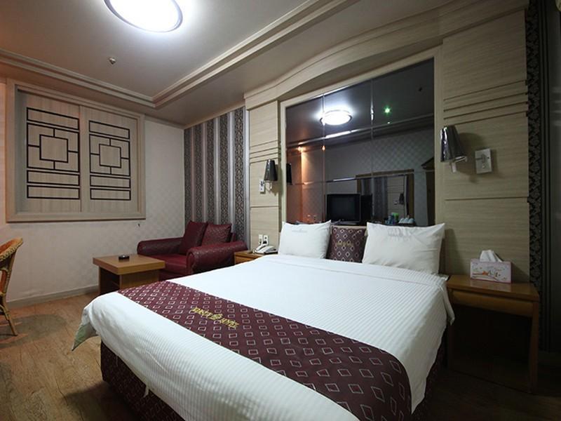Ns Hotel Changwon Exterior photo