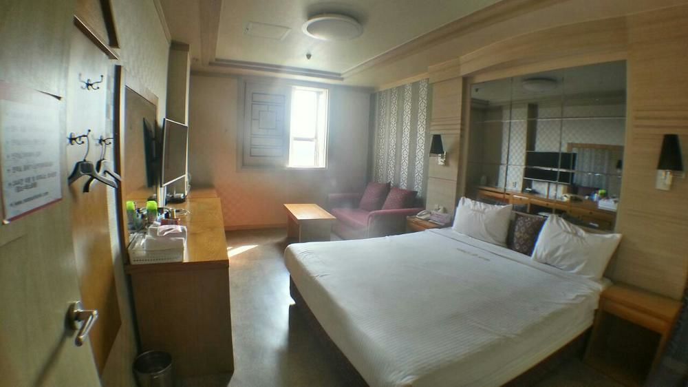 Ns Hotel Changwon Exterior photo