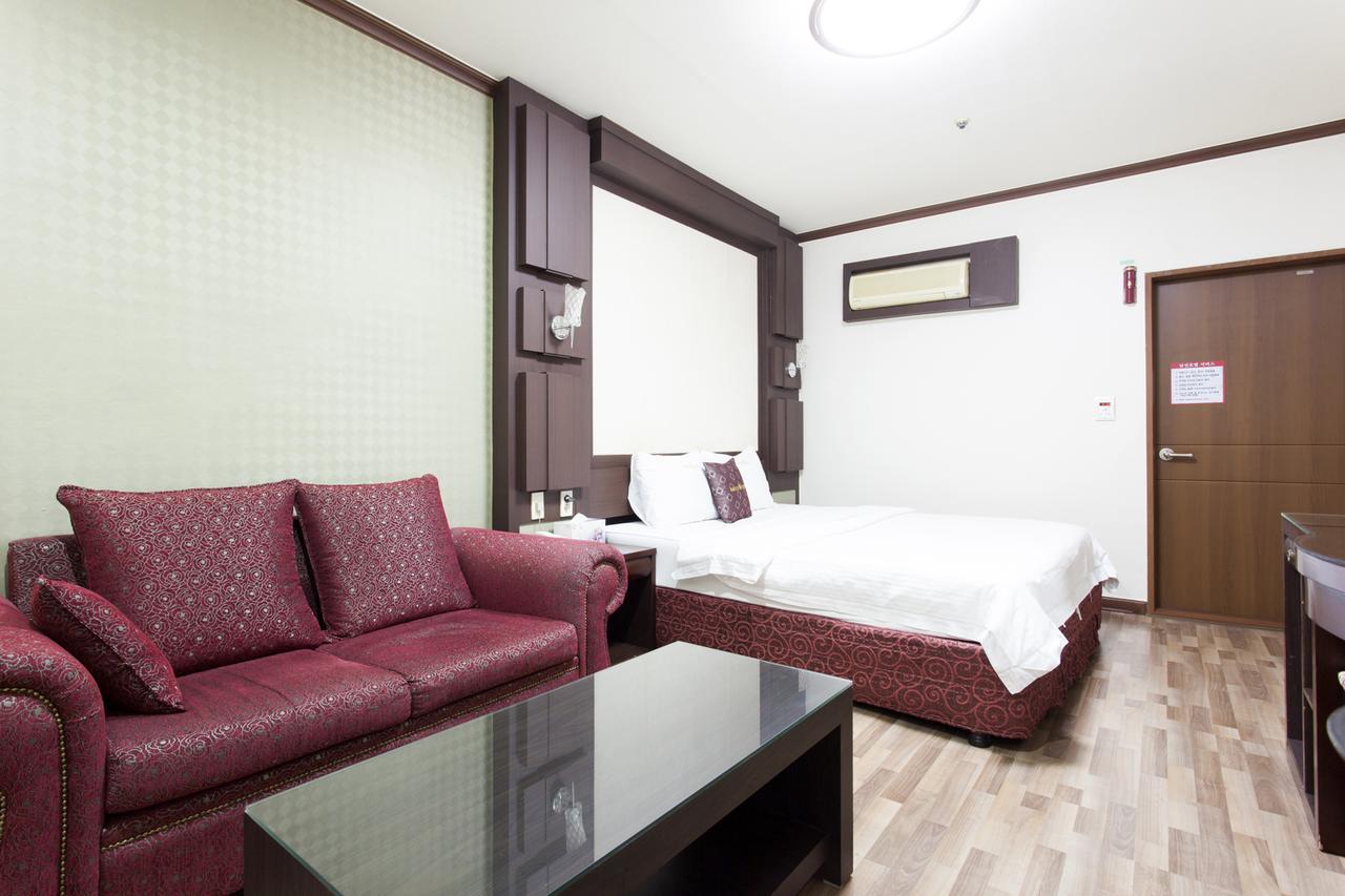 Ns Hotel Changwon Exterior photo