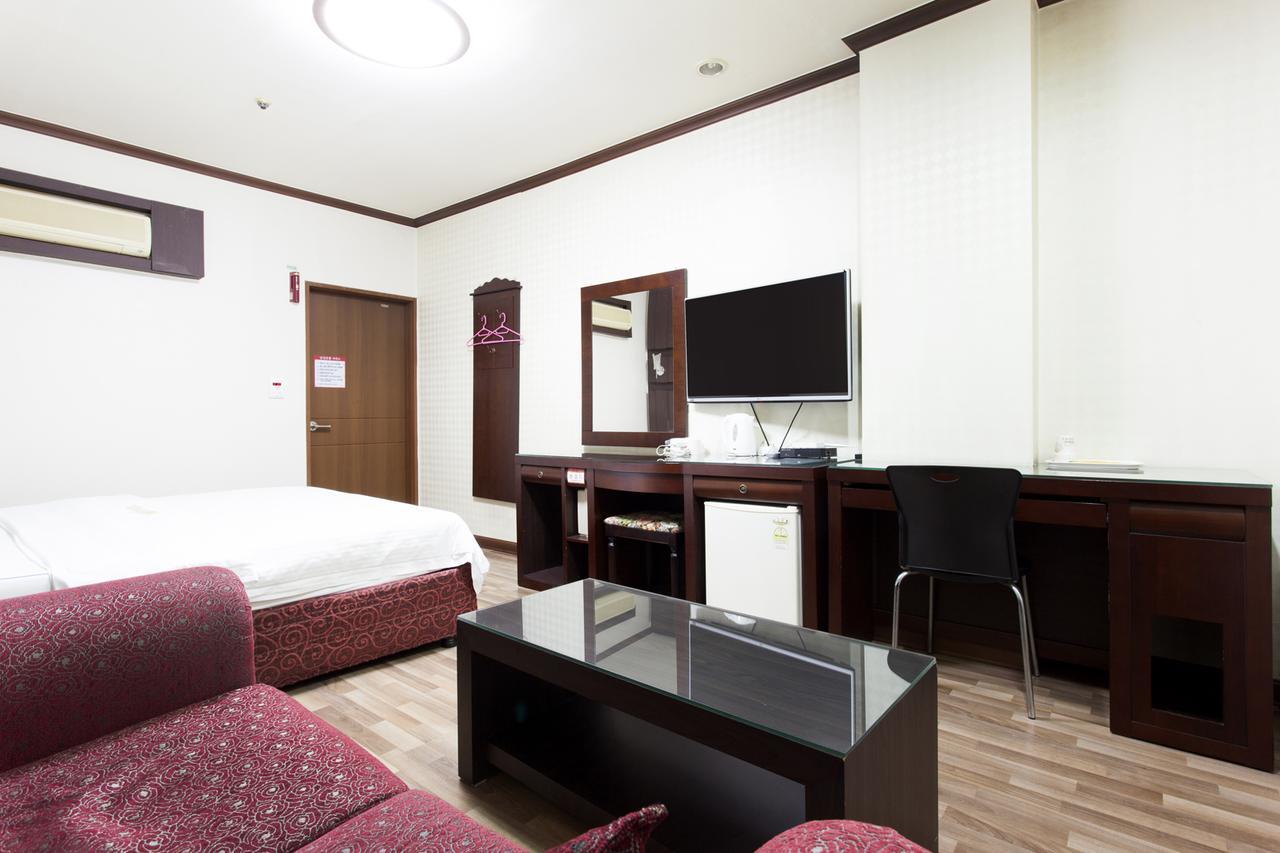 Ns Hotel Changwon Exterior photo