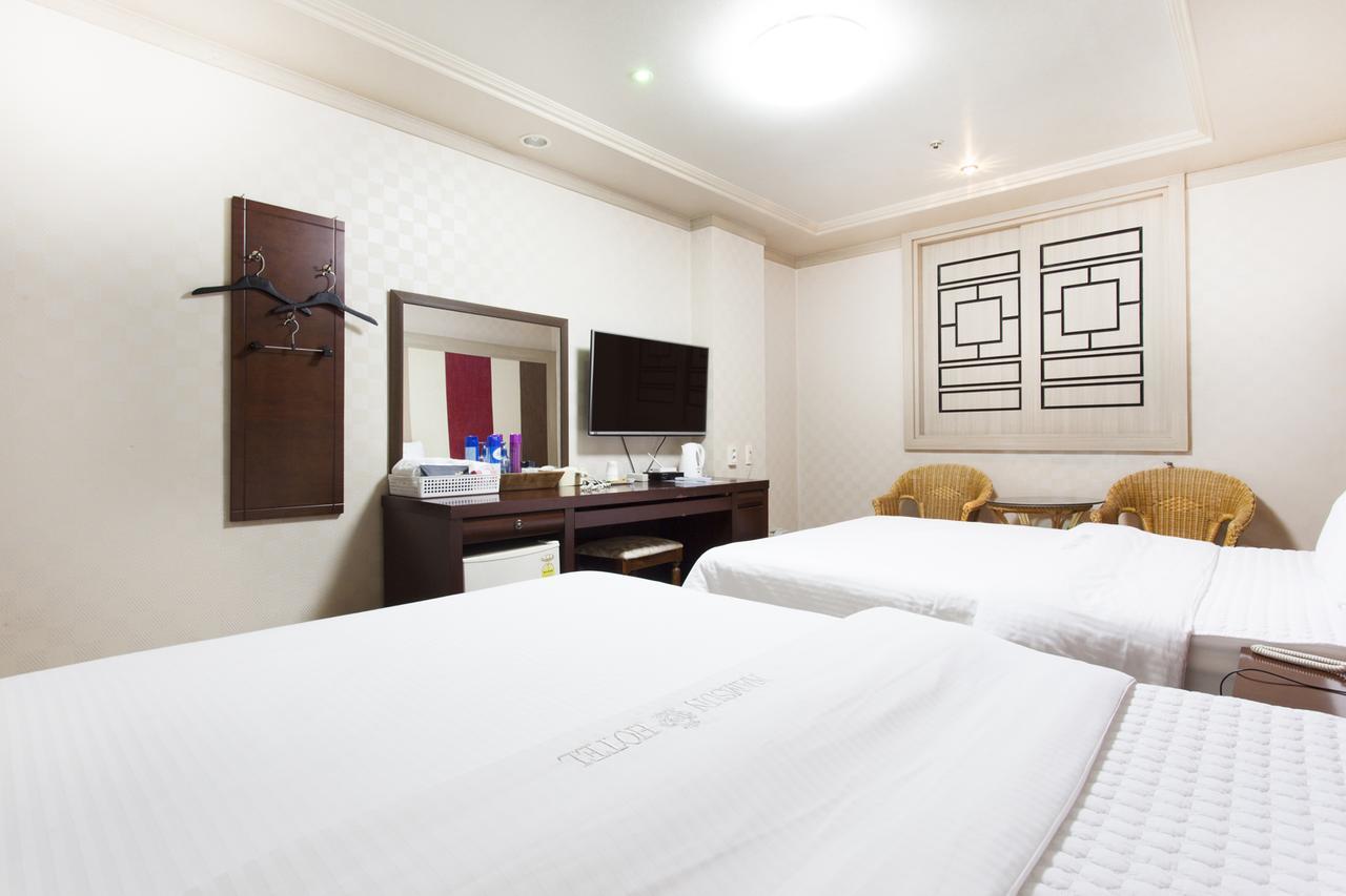 Ns Hotel Changwon Exterior photo