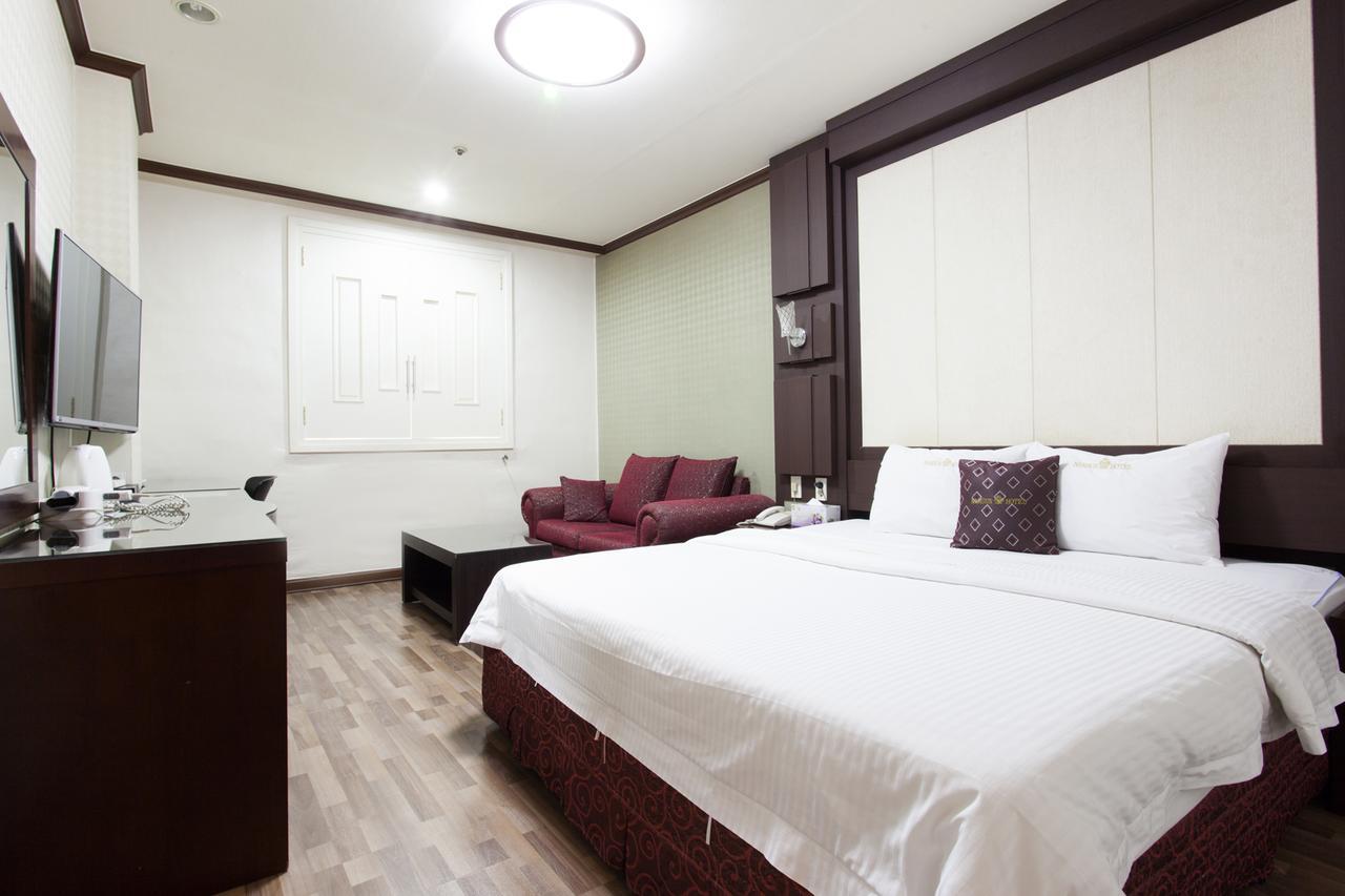 Ns Hotel Changwon Exterior photo