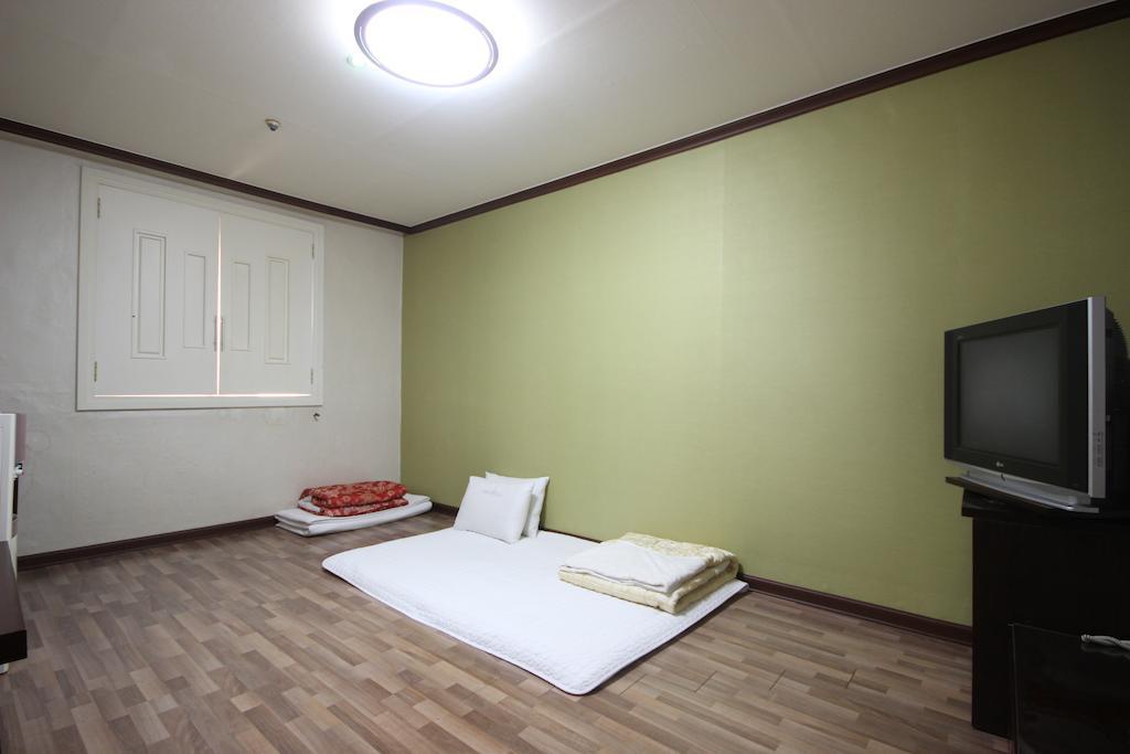 Ns Hotel Changwon Exterior photo